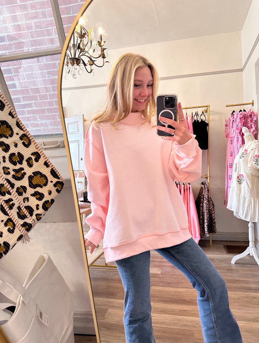 Lisa Mockneck Sweatshirt in Light Pink
