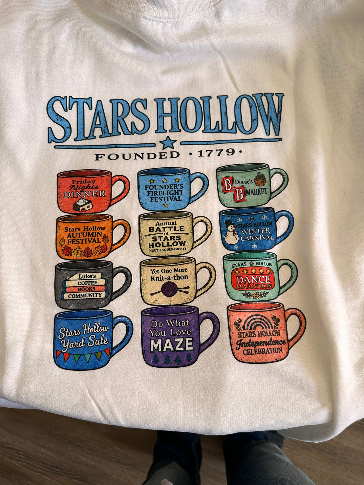 Pre-Order: Stars Hollow Coffee Mugs White Sweatshirt
