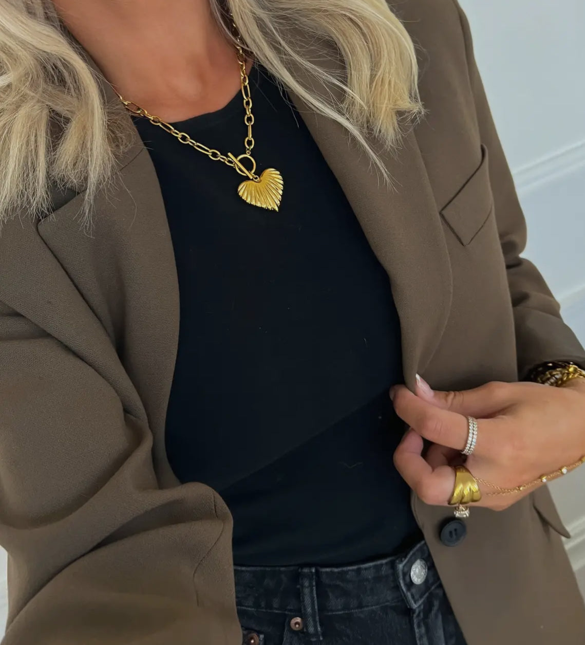 Luna Necklace