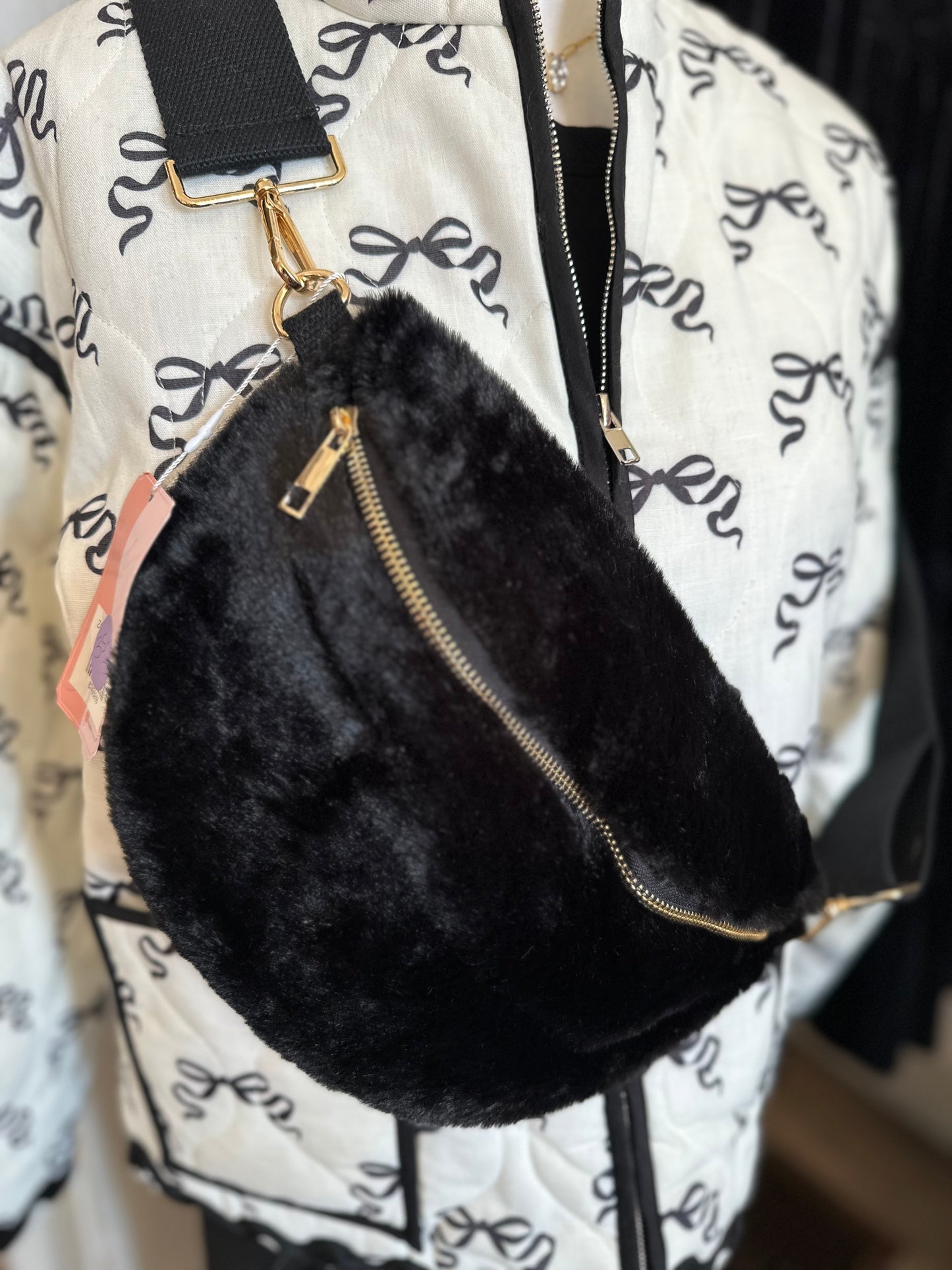 Black sling purse