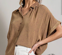 Load image into Gallery viewer, Mocha Mineral Washed Button Down Blouse
