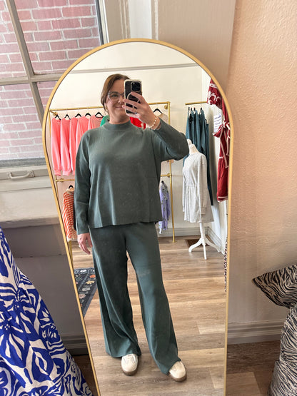 Hunter Viscose sweater 2 piece  set top and pants in ash jade.