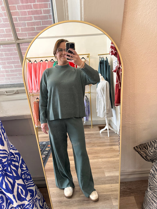 Hunter Viscose sweater 2 piece  set top and pants in ash jade.