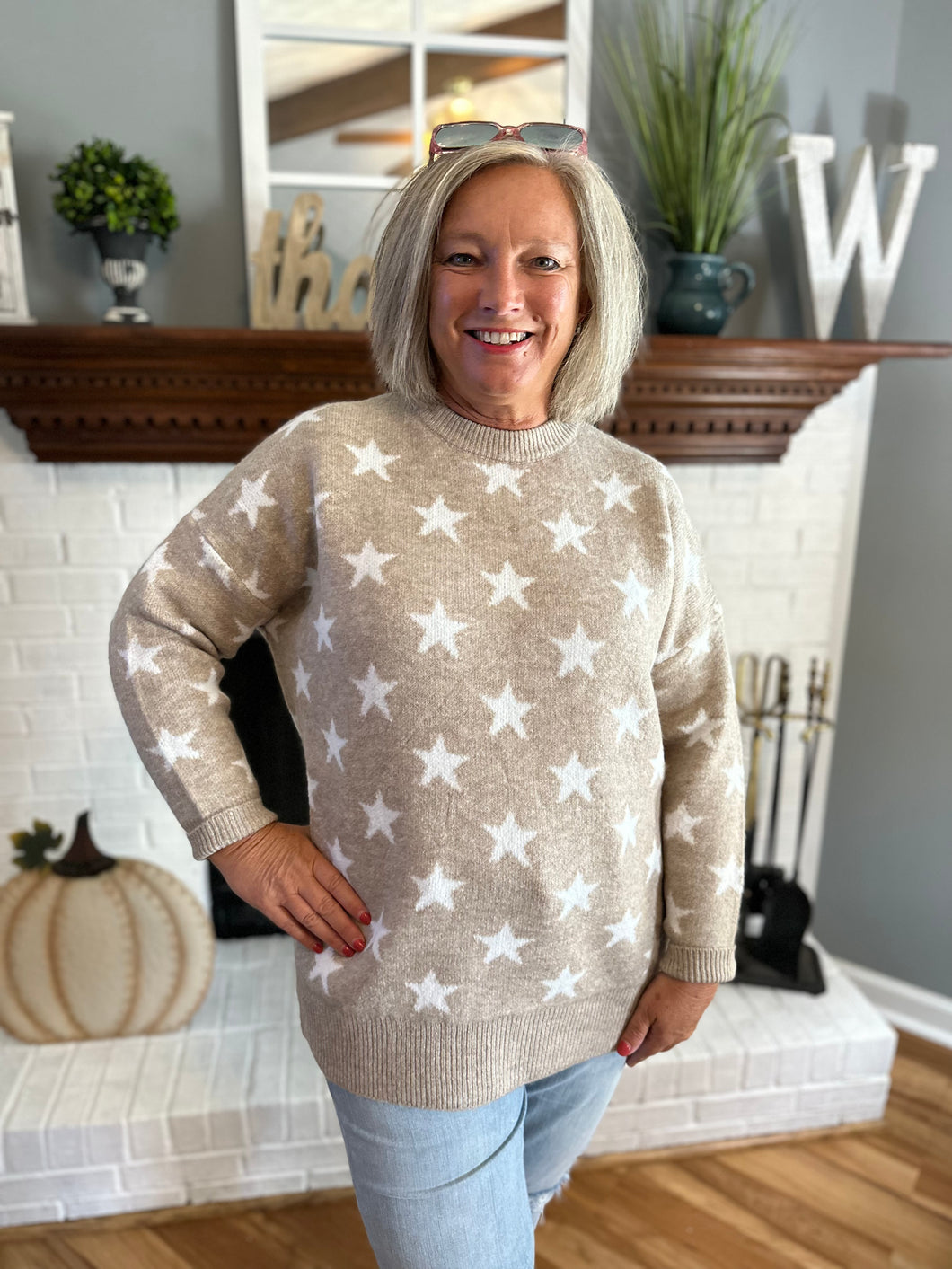 Star Sweater in Beige