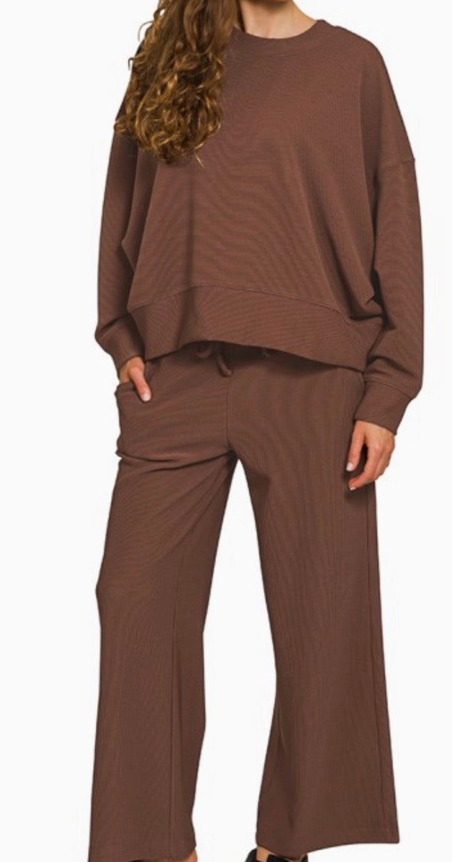 Finley Set in Espresso