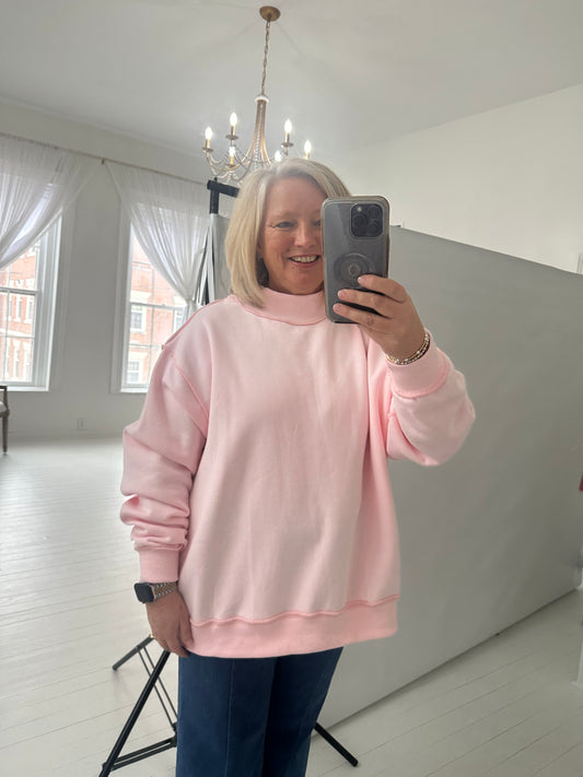Lisa Mockneck Sweatshirt in Light Pink