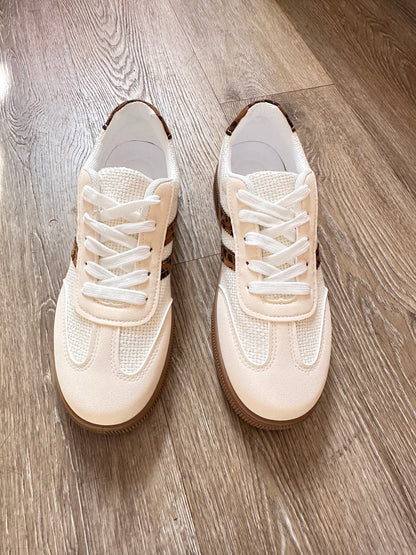 Leopard lace up flat shoes