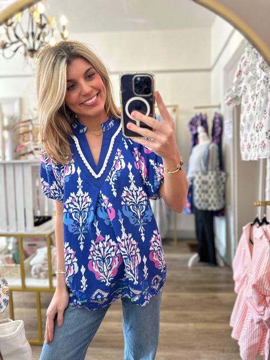 Majestic Medallion Top