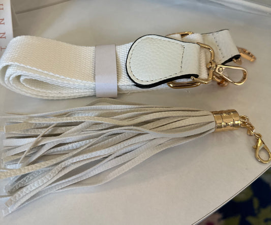 White clear crossbody bag