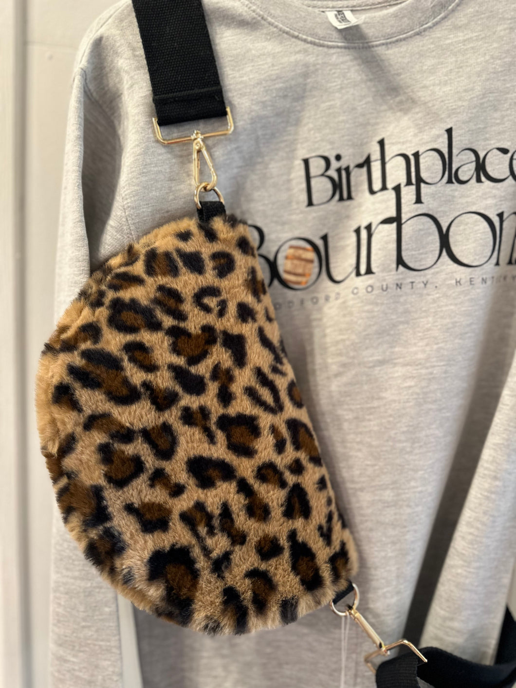 Leopard sling purse